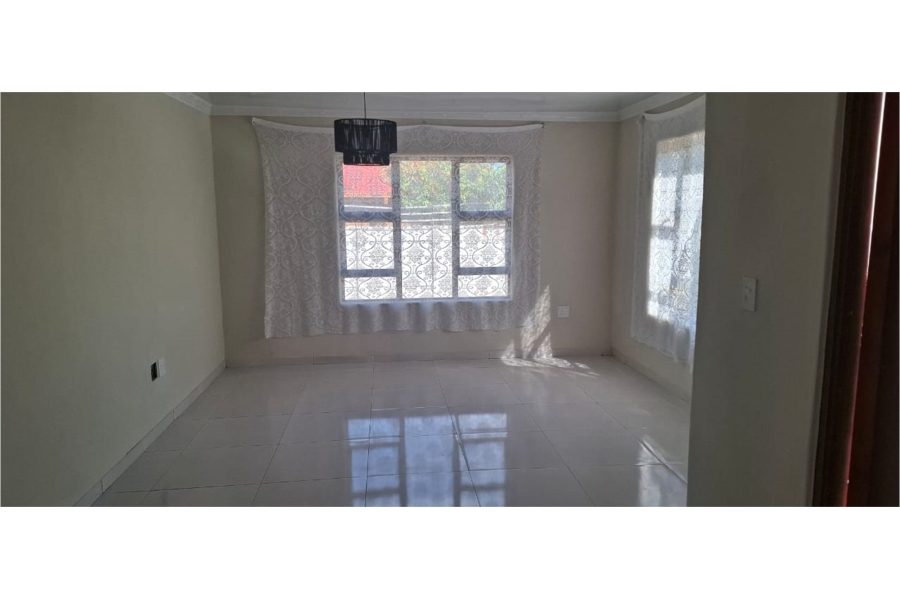 3 Bedroom Property for Sale in Riebeeckstad Free State